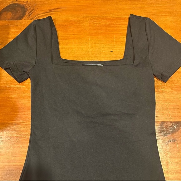 Aritzia Babaton women’s contour square neck bodysuit size XS. Black - Picture 9 of 12
